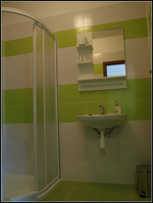 Penzion U Dvou Lip Drnholec Habitación foto